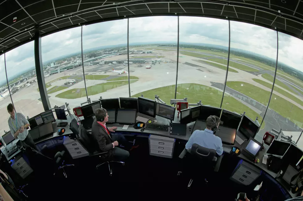 Air traffic control system is a hacking risk, says report