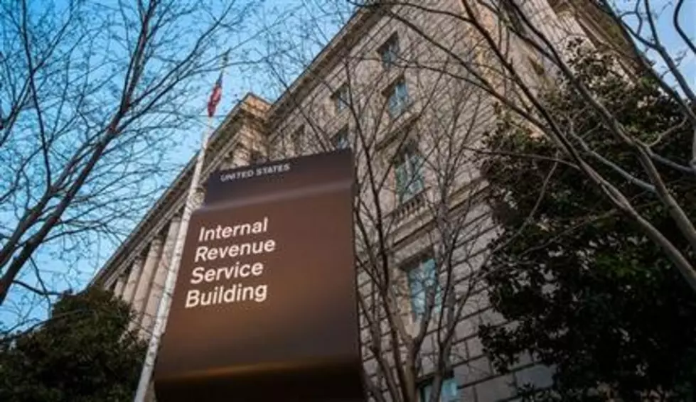 IRS says thieves stole tax info from 104,000