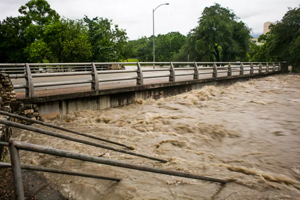 Search resumes for those missing in Texas floodwaters