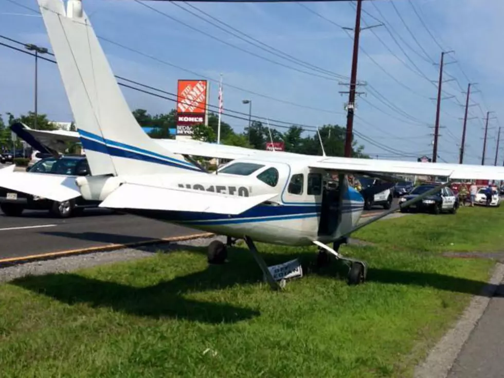 Footage released of plane&#8217;s dramatic landing on Rt 72 in Manahawkin