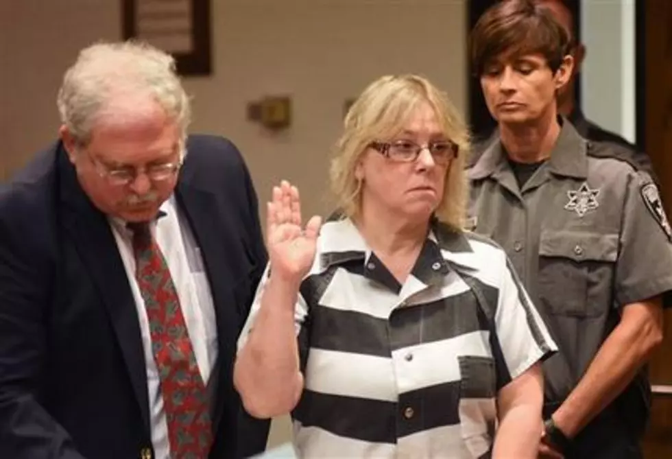 Prison worker who helped 2 killers escape gets up to 7 years