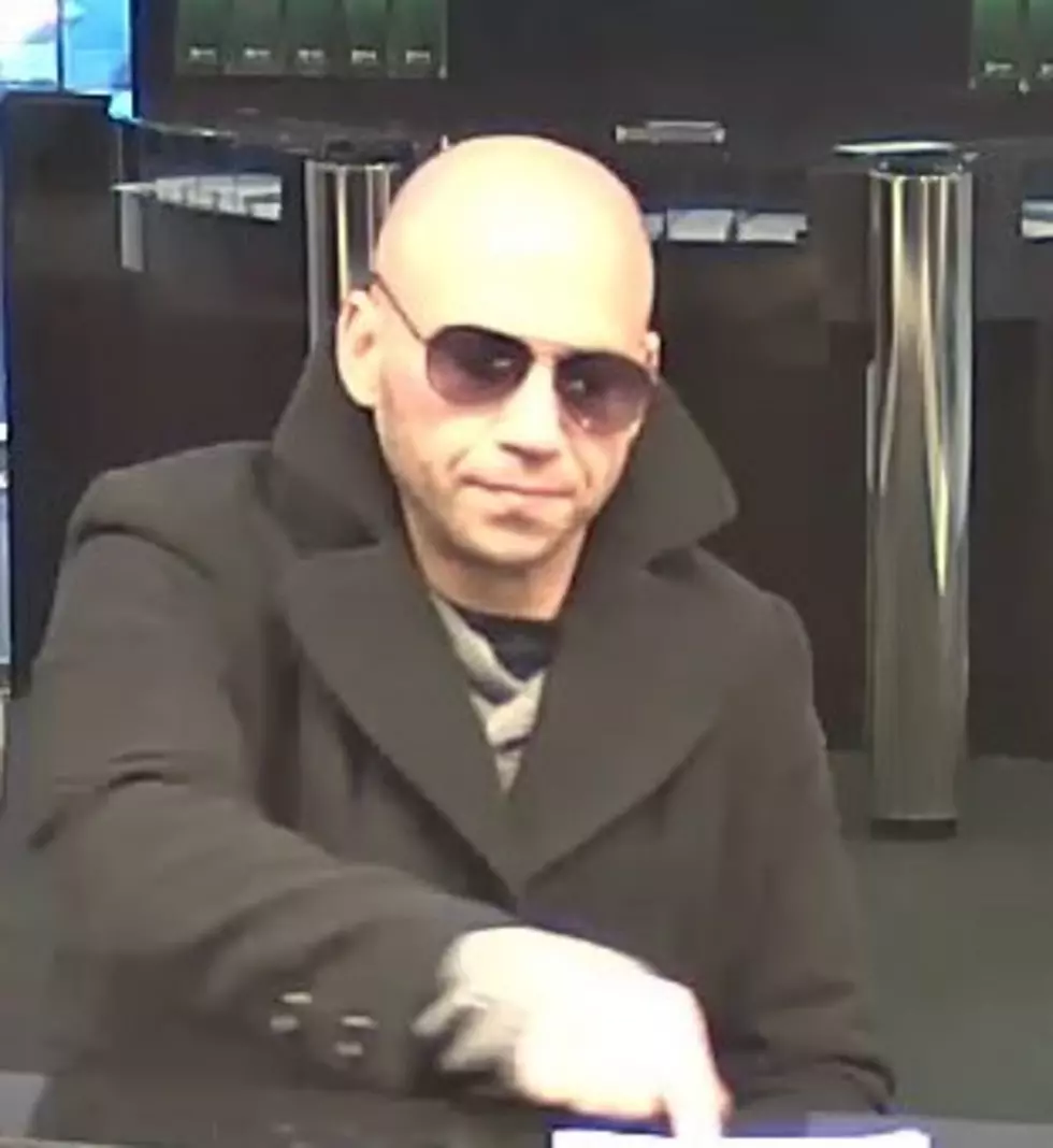 Toms River Police seek help capturing bank robbery suspect