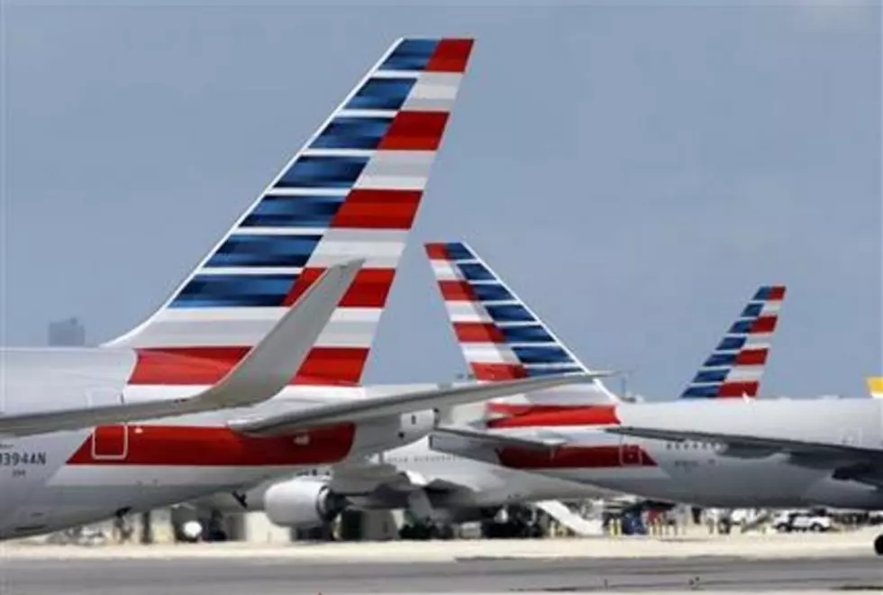 7 hurt on American Airlines jet; plane diverts to Canada
