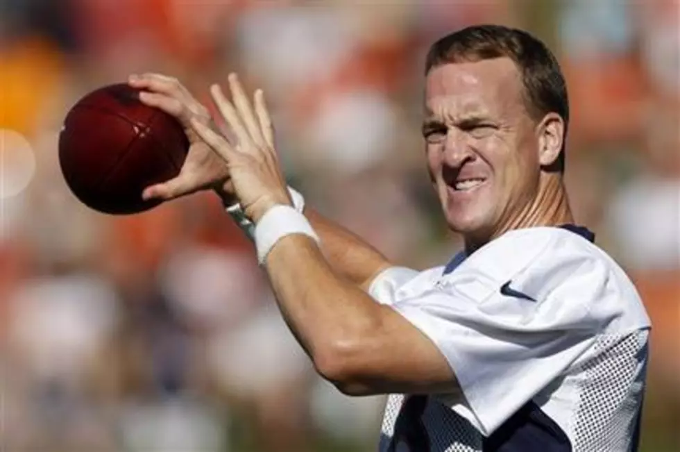 Injury, comeback force reboot on Manning story line