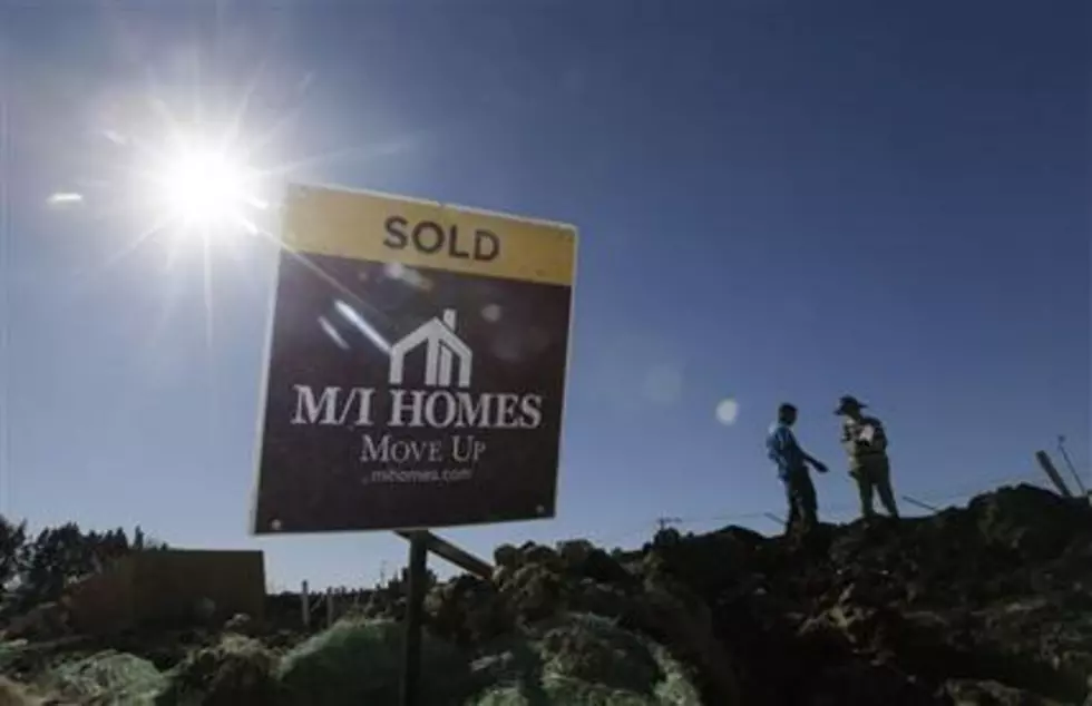 Western US homebuyers push up sales of new homes in February