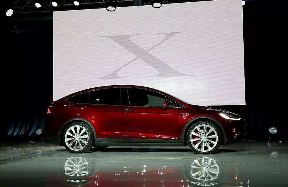 Consumer Reports questions quality of Tesla’s Model X SUV