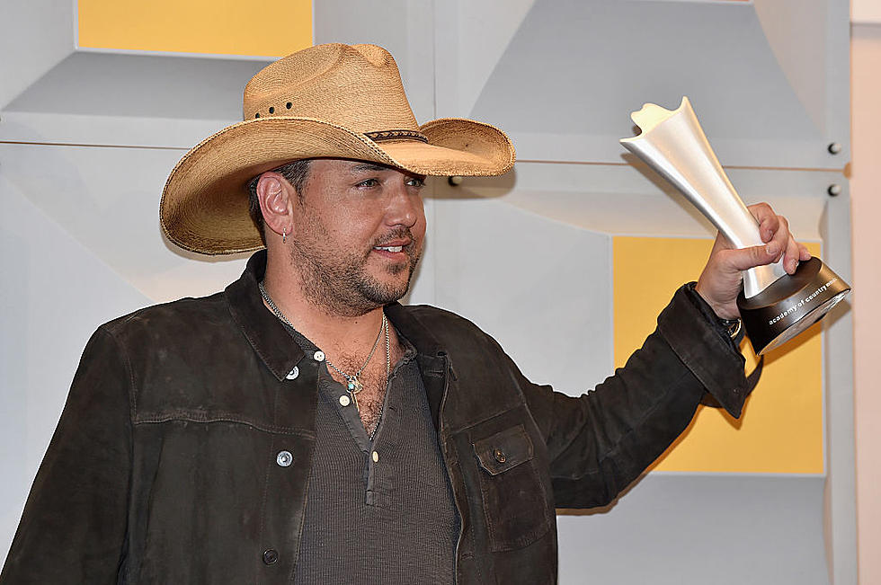 Aldean wins top award, Stapleton cleans house at ACM Awards