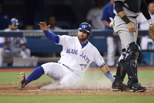 Pillar gets timely RBI, makes diving catch; Jays beat Yanks