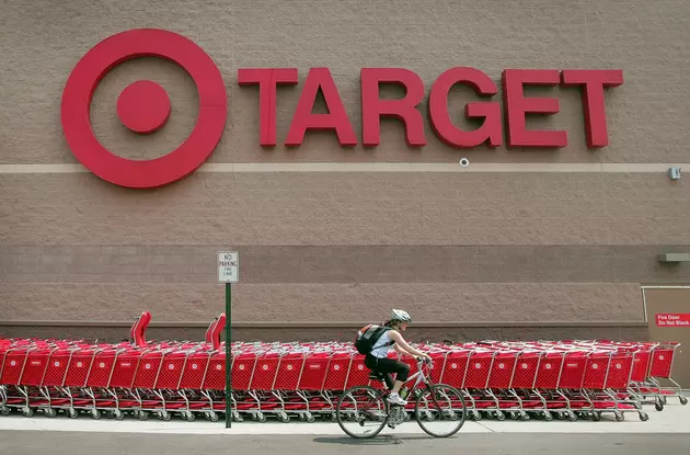 Target raises hourly rate to $15