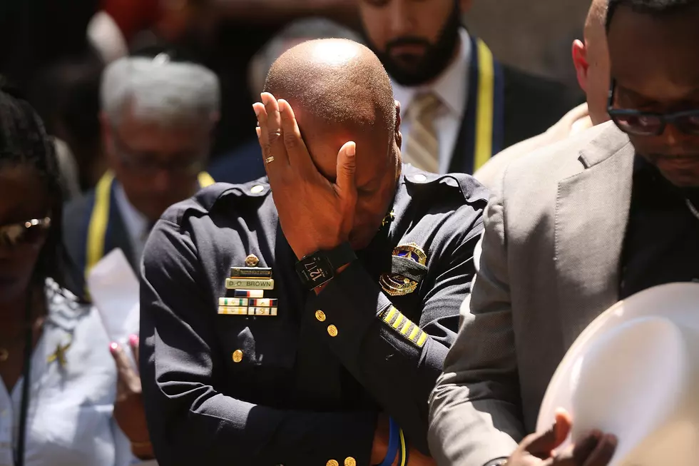 In NJ, cops and Black Lives Matter protestors alike mourn Dallas police
