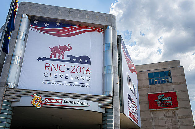 Center stage at GOP convention: Dump Trump vs party leaders
