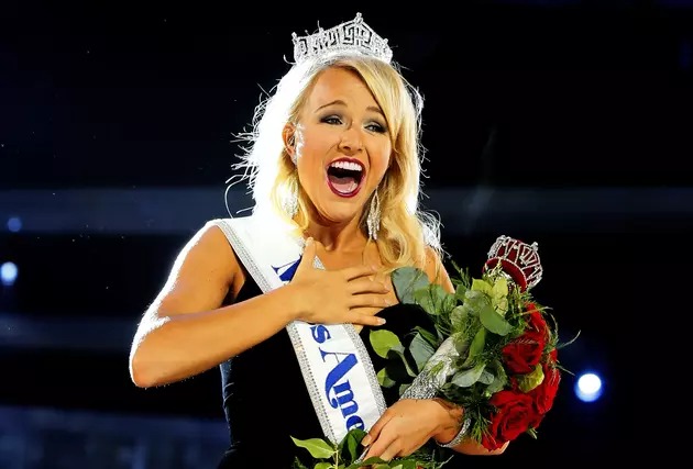 New Miss America begins reign with Atlantic City surf romp