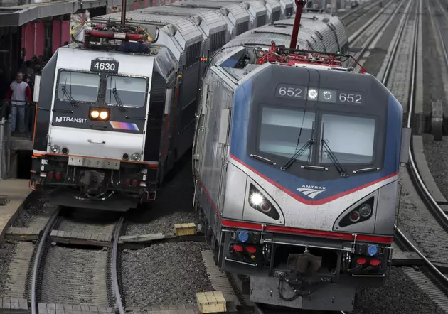 NJ Transit delays this morning: Broken rail affects several lines