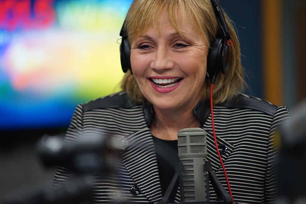 Ban sanctuary cities in NJ outright, Guadagno says