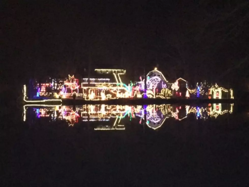 Dennis: How are the Christmas lights in YOUR neighborhood?