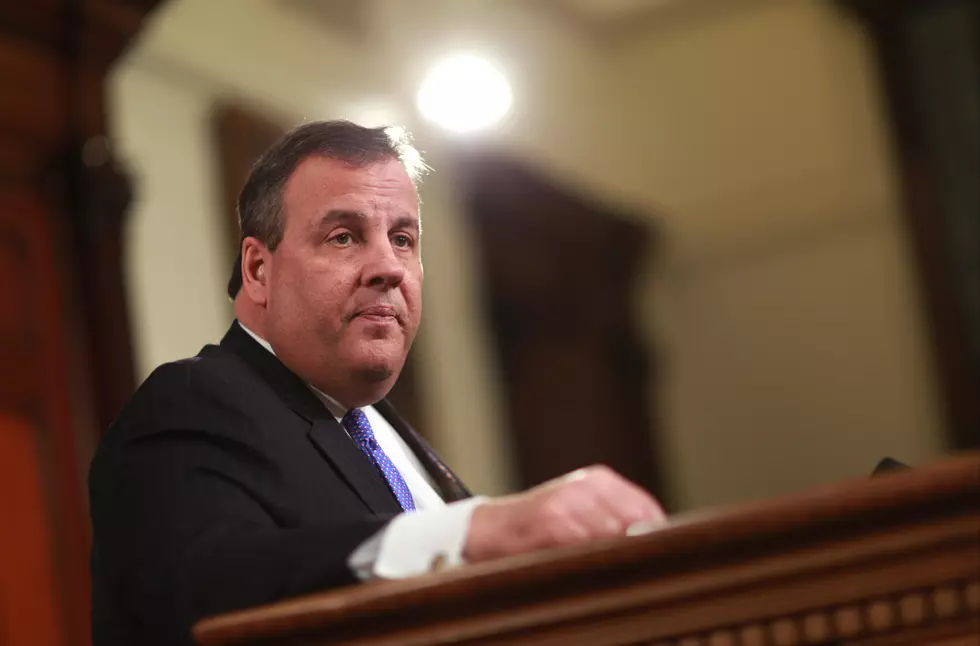 Christie criticizes GOP on town halls, defends Trump in CNN appearance