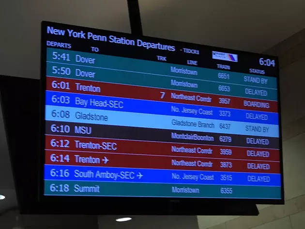 Signal problems create long delays for NJ Transit riders at Penn Station