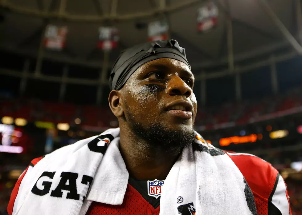 Mohamed Sanu gives back with free football camp