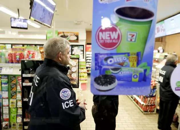 Immigration agents descend on 7-Eleven stores in NJ