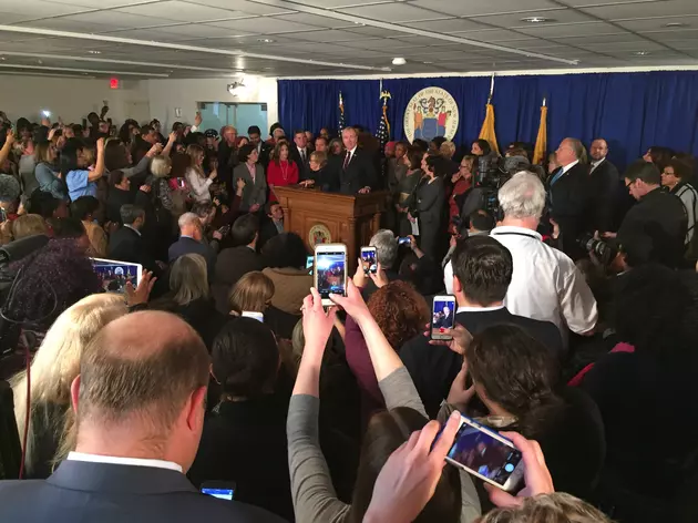 Here&#8217;s how Murphy plans to help women get equal pay