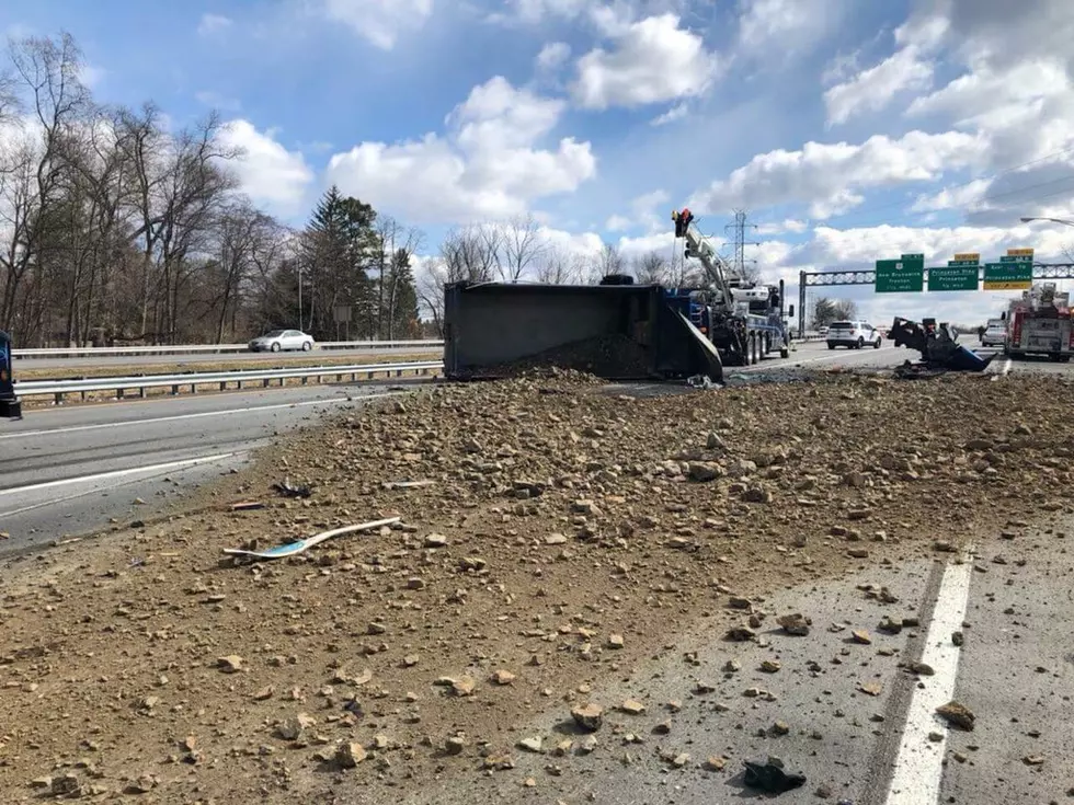 Overturned dump truck closes Route 295 in Mercer County