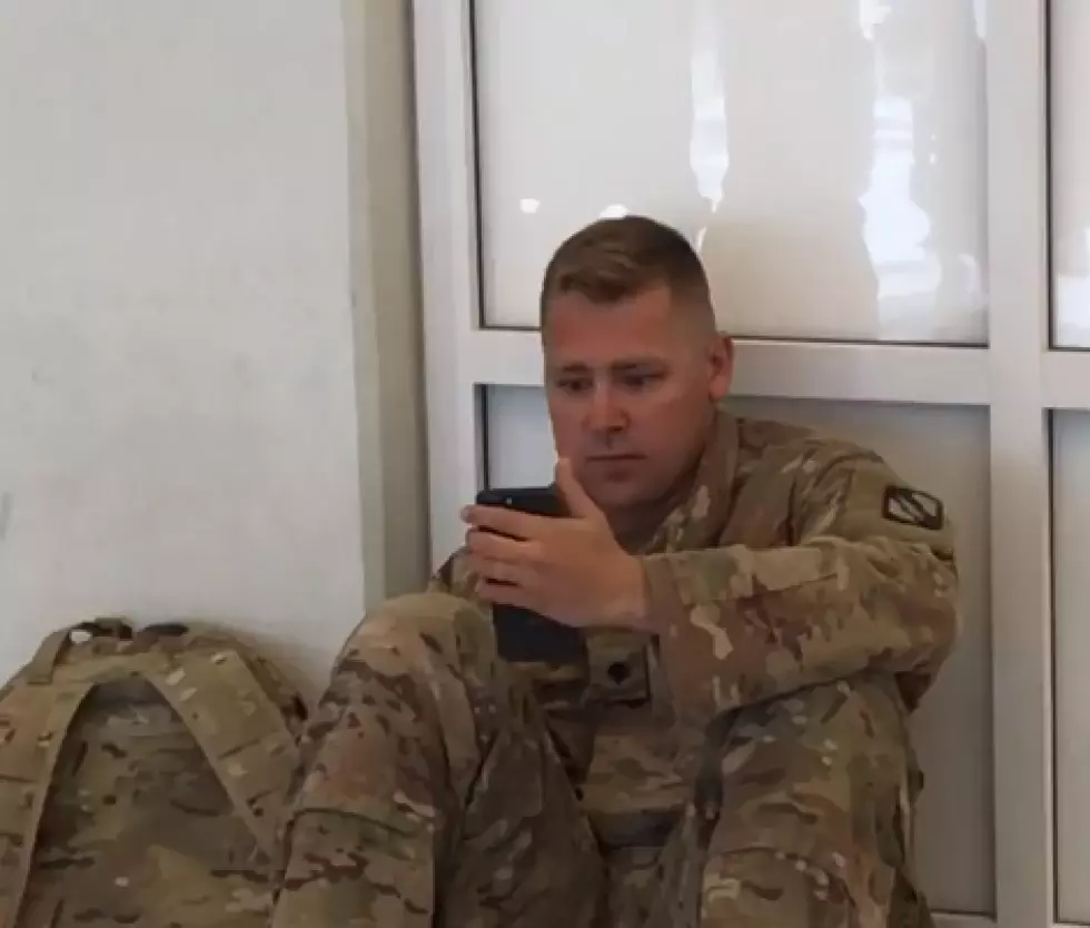 Soldier watching daughter&#8217;s birth on Facetime goes viral