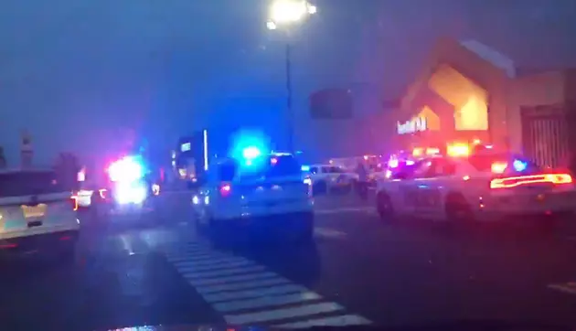 Seven arrested as fight shuts down South Jersey mall