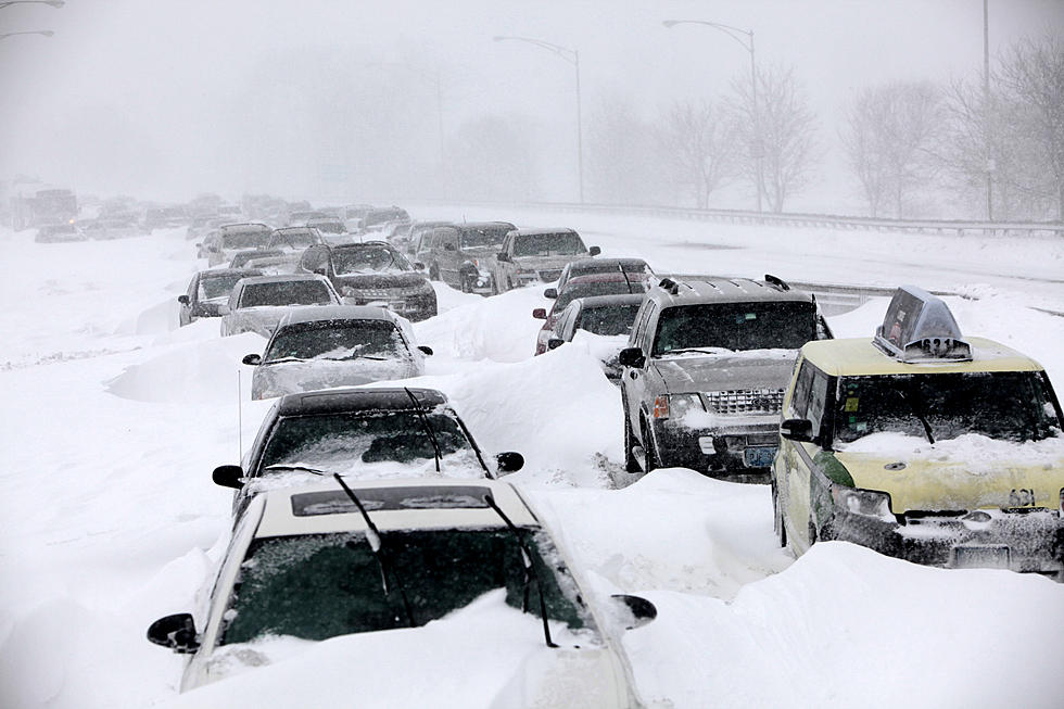 With arctic blast, experts say you need these 18 items in car