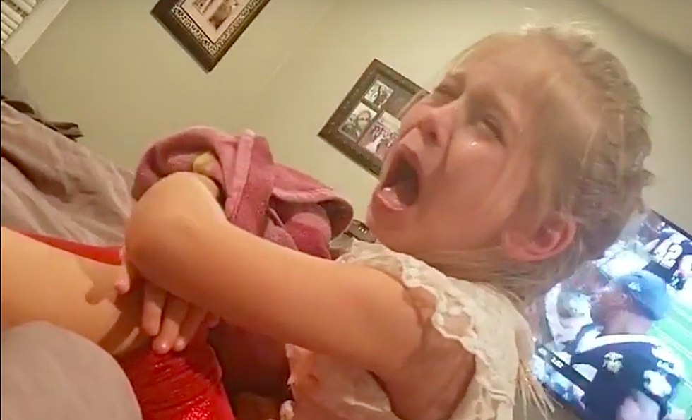 Eagles losing makes little girl cry