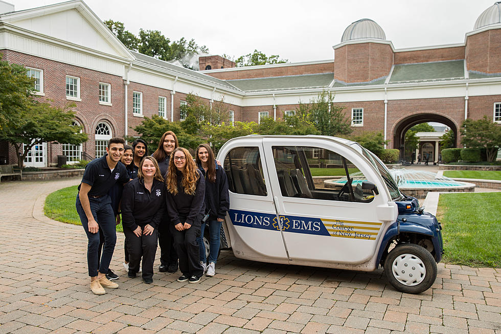 Students are on Call to Handle Medical Emergencies at Stockton U