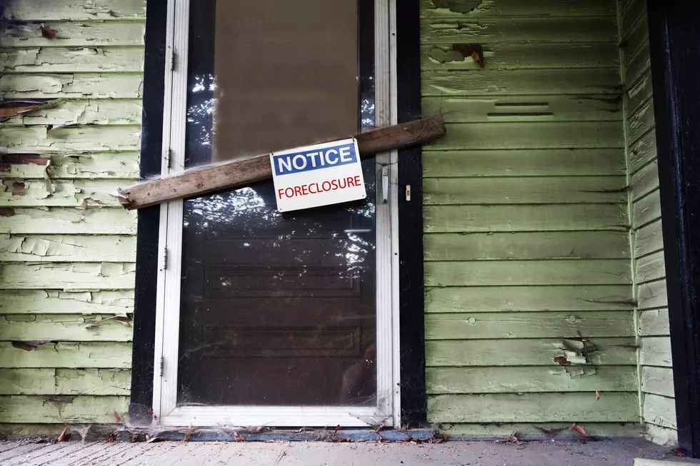 Lawmakers move on new foreclosure bill – and new fee to fund it