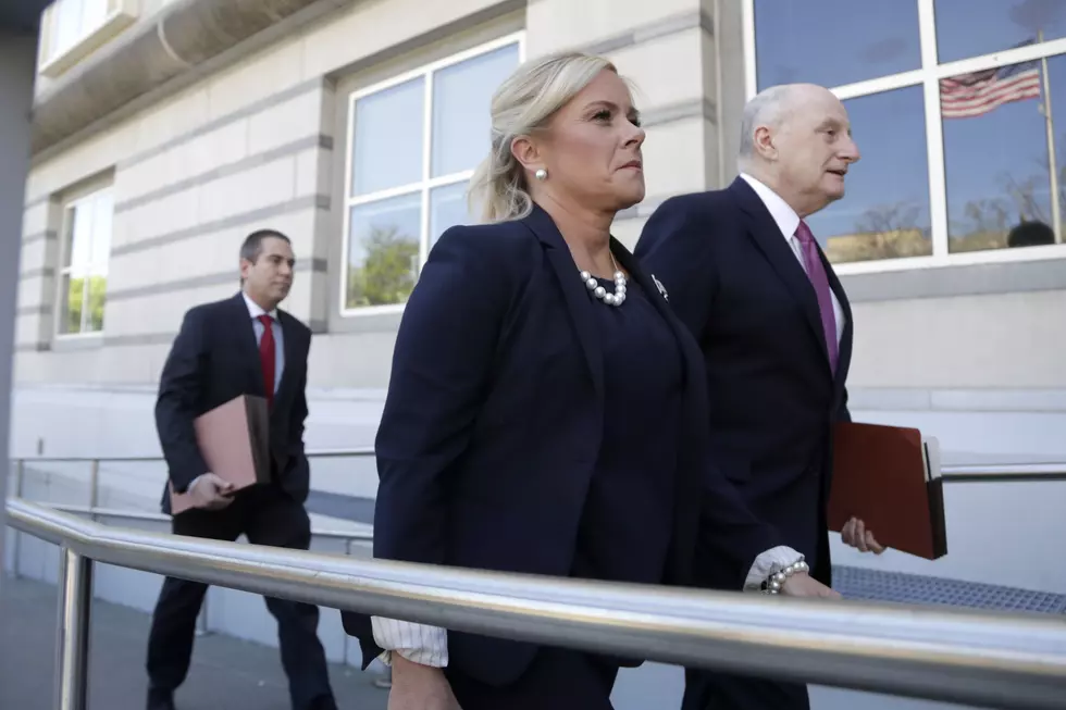 She cries at Bridgegate sentencing, then tears into Christie