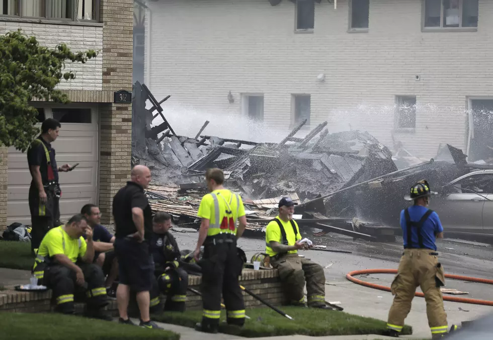NJ man dies after crawling out of rubble of exploded house