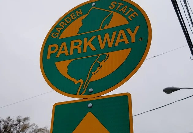 Manahawkin Woman Killed in Crash on Garden State Parkway