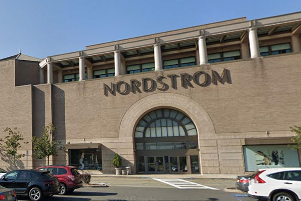 Jersey's malls are back! These stores are offering curbside retai