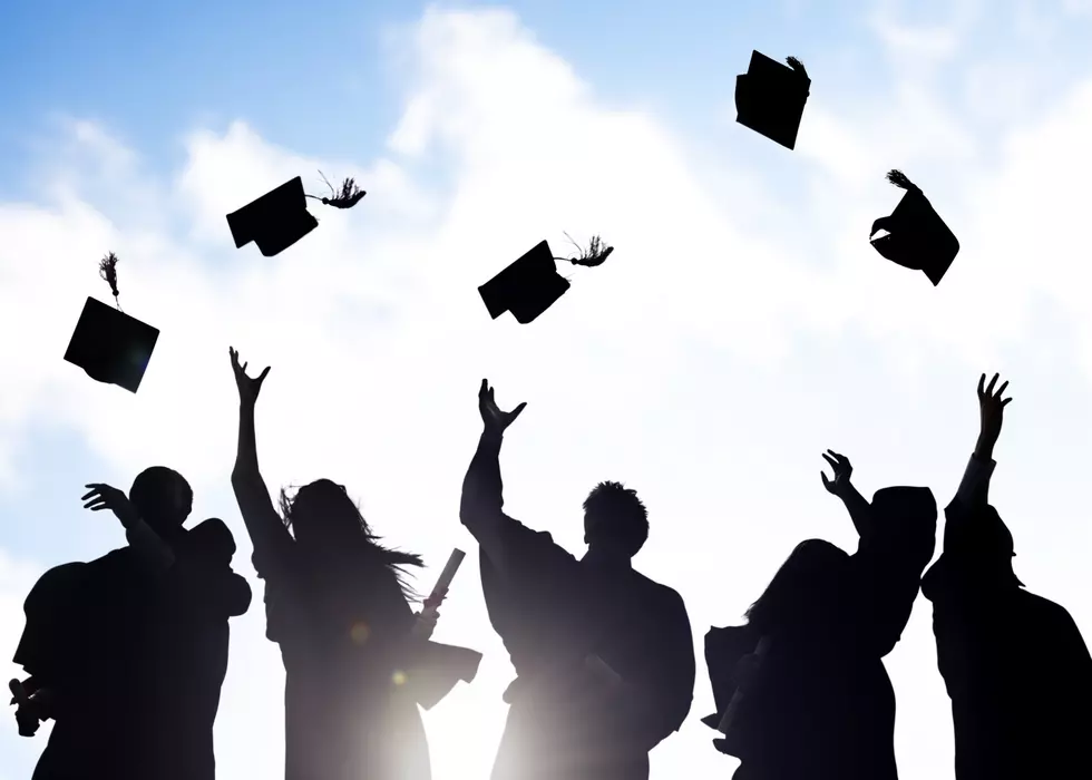 Kudos to seniors for holding graduation despite Murphy’s 'rule'