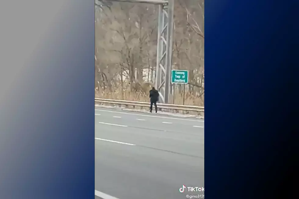 Viral video of man running away from crash on NJ's 42 Freeway