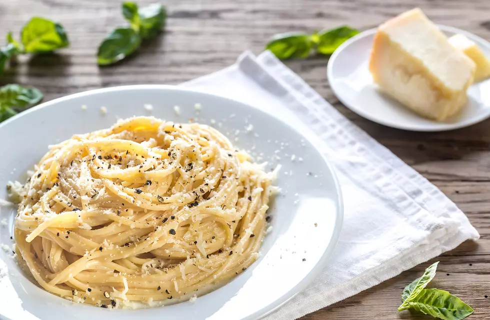 This Cacio e Pepe is one of my favorite dishes, you will love it too