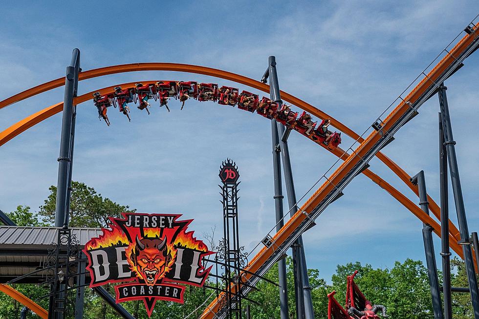 Six Flags Debuts New Record Setting Coaster