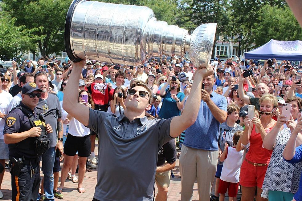 Ross Colton brings the Stanley Cup home to Robbinsville, NJ