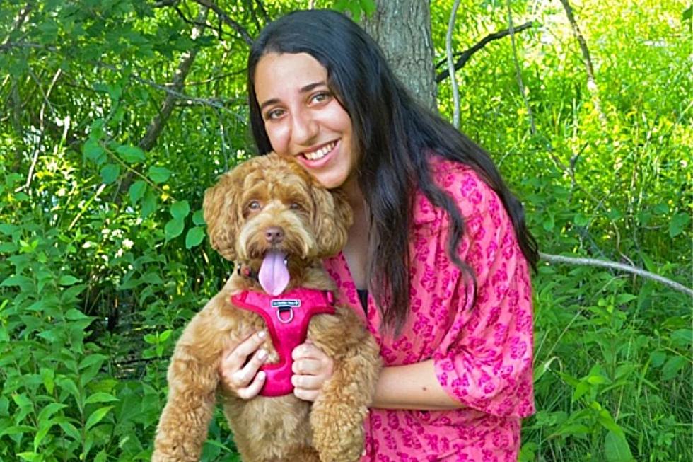 21-year-old New Jersey pet lover, female entrepreneur gives back