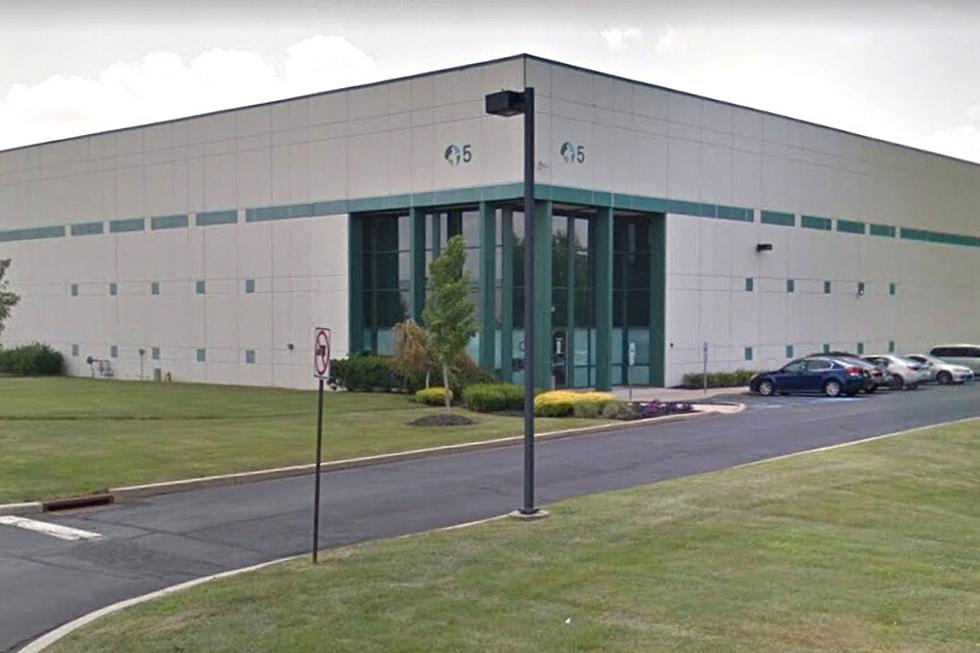 Worker falls 25 feet to his death in Cranbury, NJ warehouse