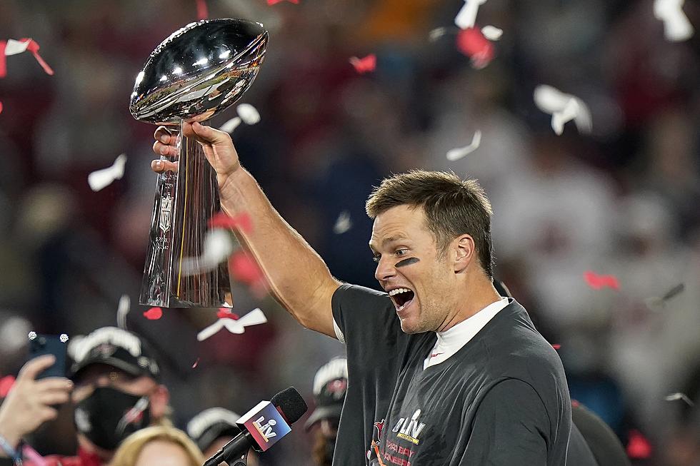 Not retiring? 6 ways Tom Brady and New Jersey politicians are alike