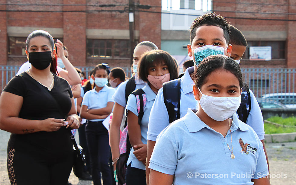 Paterson, NJ, votes to keep masking kids in school