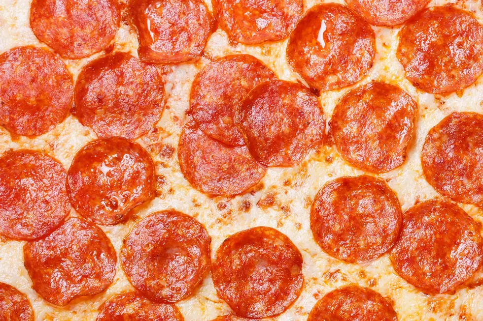 New Jersey woman sets pizza world record