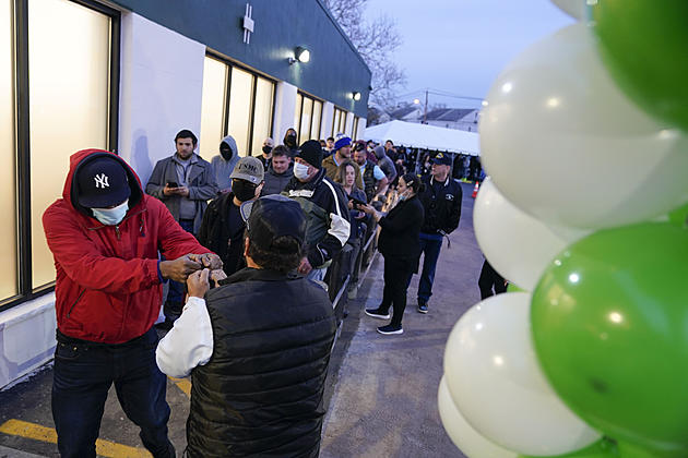 Excited buyers, Gov. Murphy celebrate NJ legal recreational marijuana