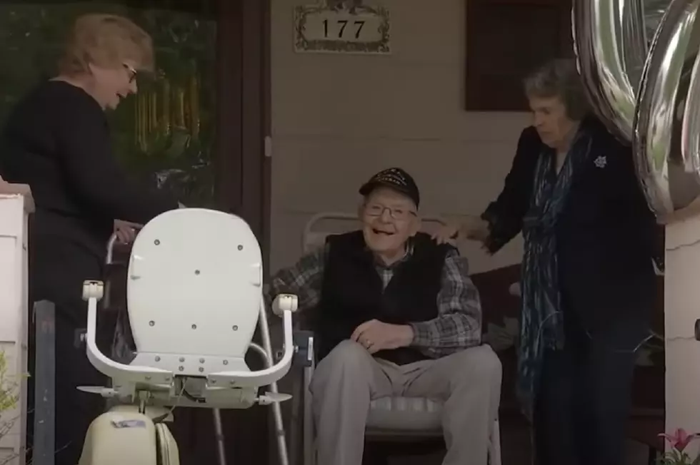NJ War Veteran Serenaded by Neighbors for 100th Birthday