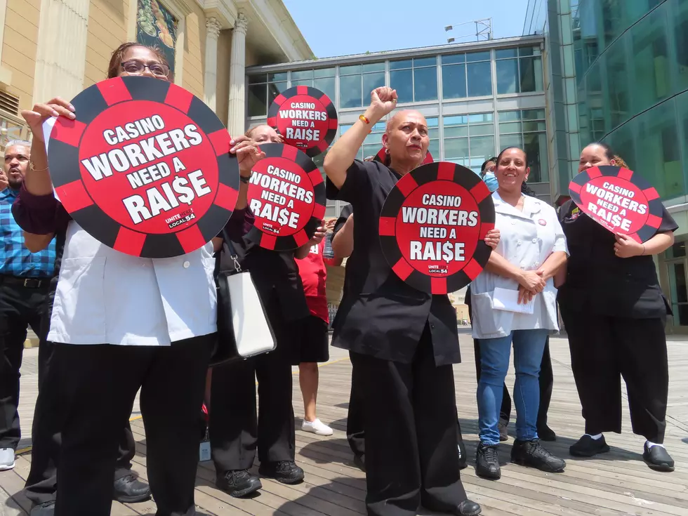 Atlantic City, NJ, casino workers authorize July 4th strike