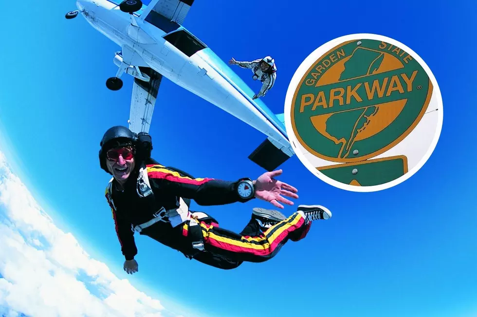 No, a parachutist did not get stuck on the Garden State Parkway