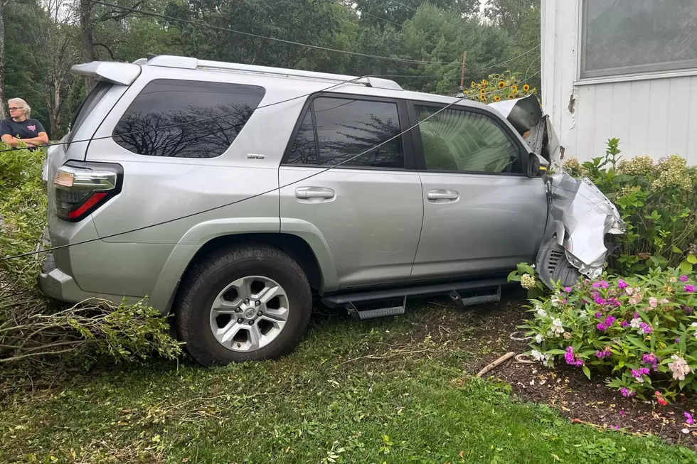 NJ driver, avoiding deer, crashes through telephone pole and hits house
